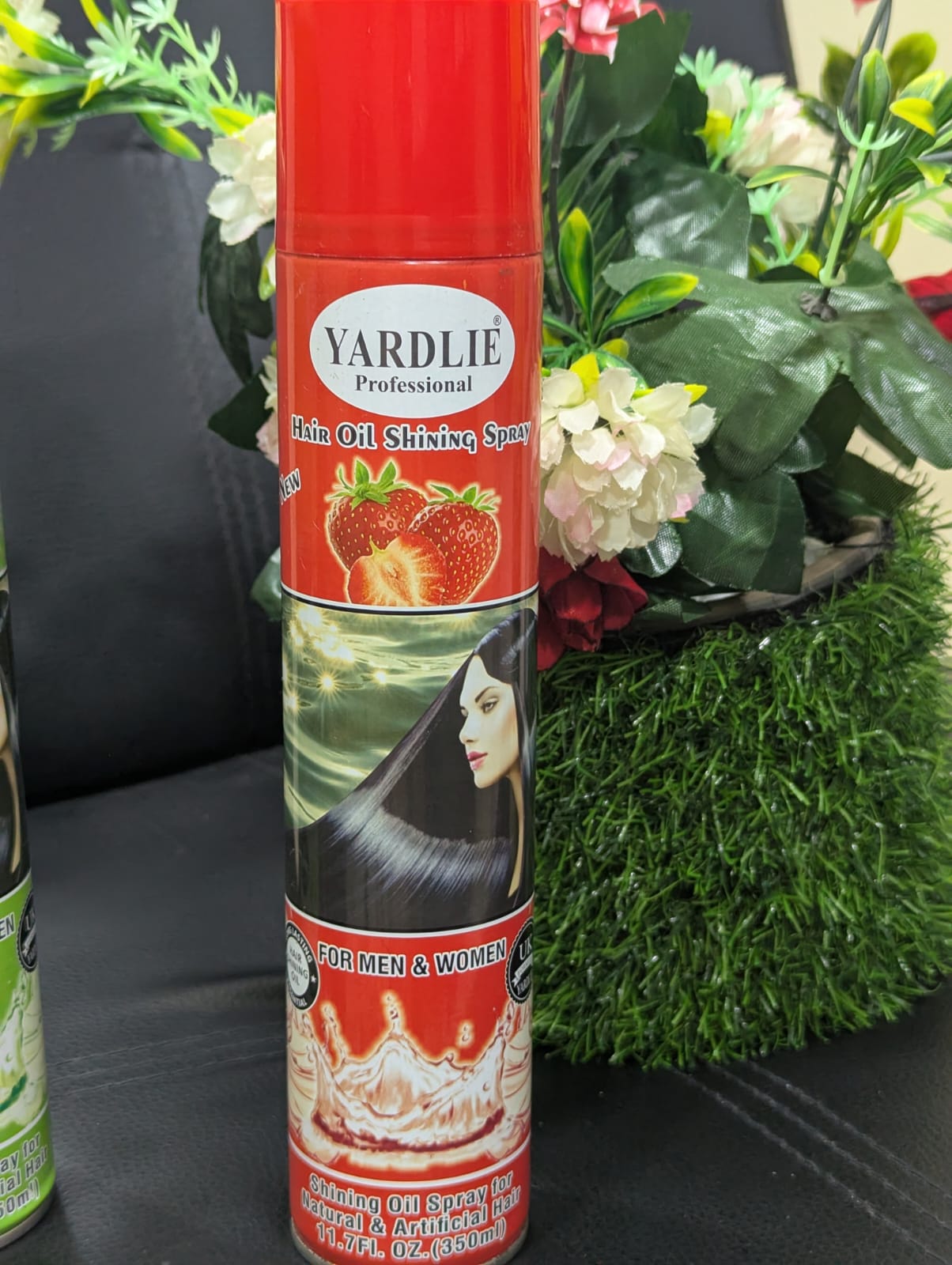 Yardlie Professional Hair Shinning Spray Strawberry 350ml.